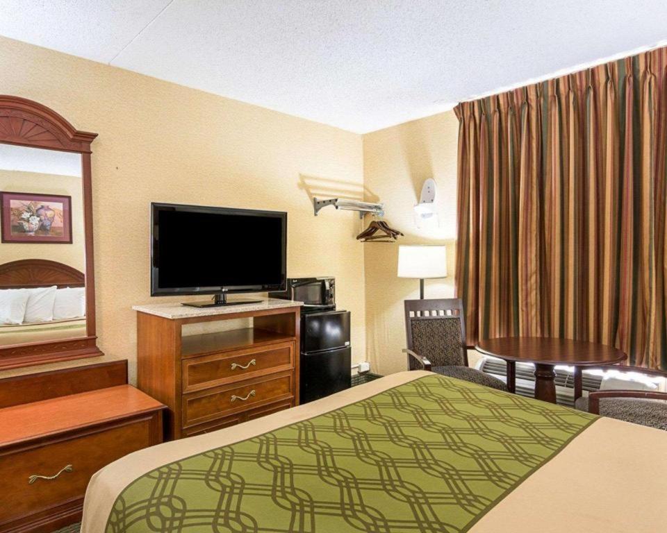 อีโคโน ลอดจ์ เนียร์ ควอนติโก มารีน เบส Hotel ดัมฟรีส์ ภายนอก รูปภาพ