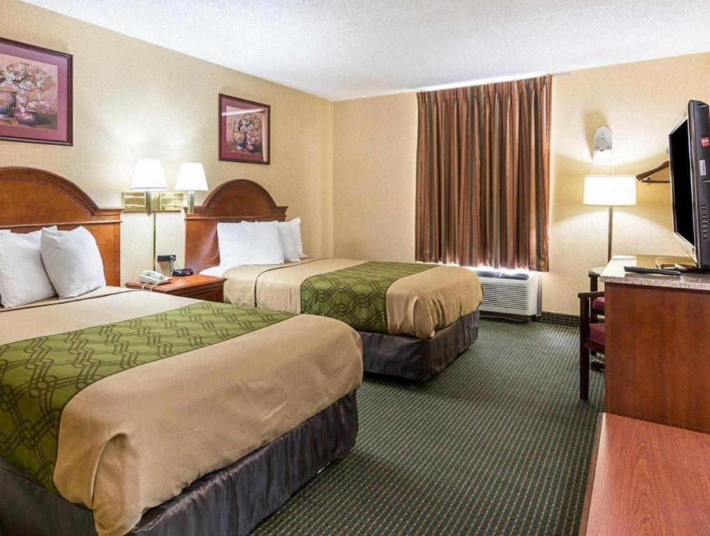 อีโคโน ลอดจ์ เนียร์ ควอนติโก มารีน เบส Hotel ดัมฟรีส์ ภายนอก รูปภาพ